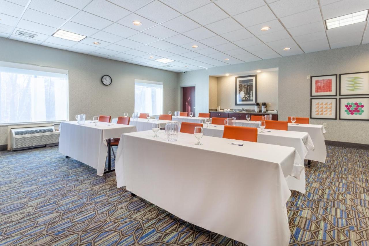 Holiday Inn Express & Suites White Haven - Poconos By Ihg Dış mekan fotoğraf